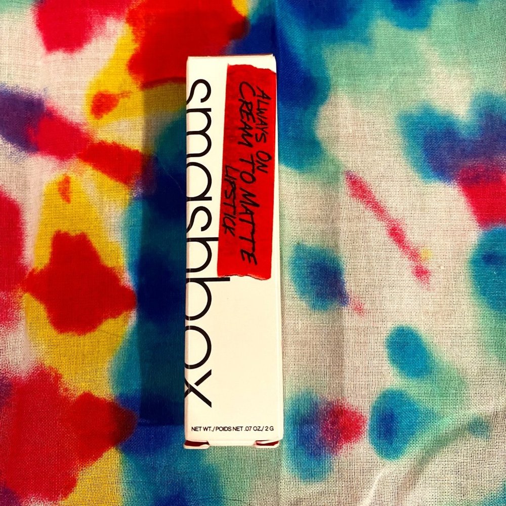 Smashbox always on Matte Lipstick Out Loud